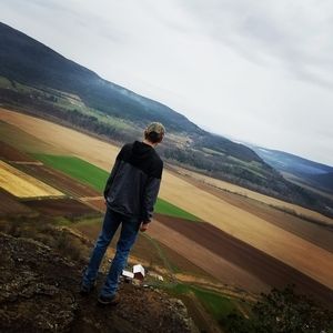 Meet your Posher, Louis